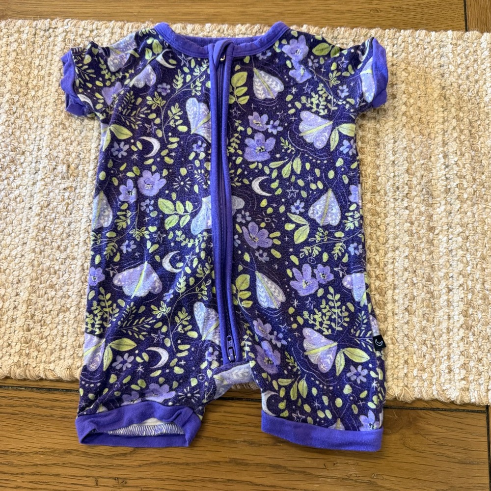 The Sleepy Sloth Midnight Flutter 3/6 months Shortie Romper Bamboo Pajamas Moth